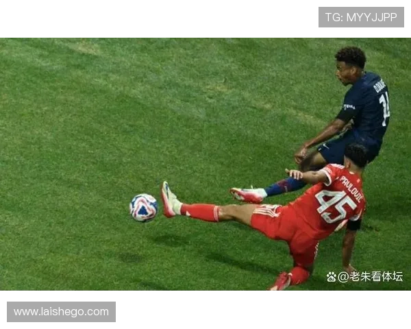 迪亚斯双响助拜仁十人逆转巴黎全胜领跑欧冠赛场焦点巅峰大战之争